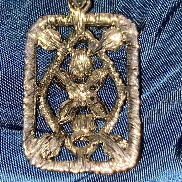 Amber Necklace - Picture 6 of 8